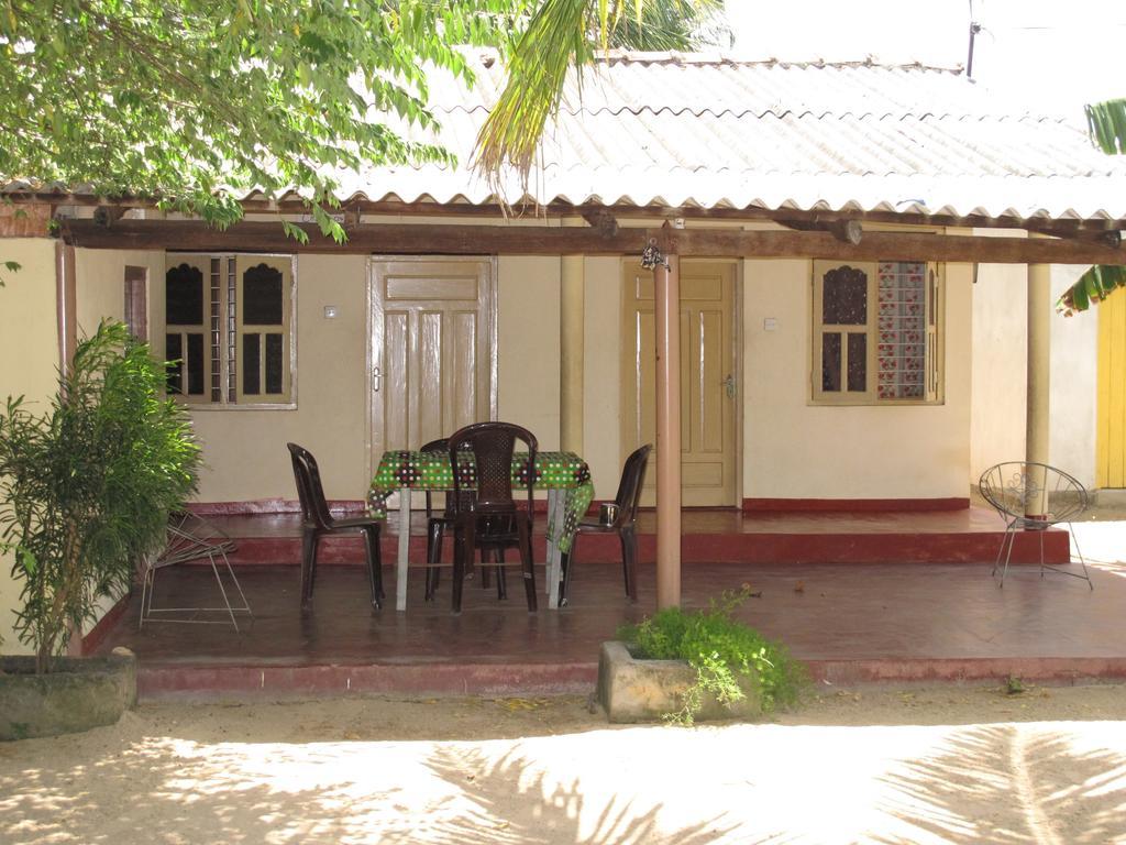 Gopalapuram Guest House Nilaveli Chambre photo