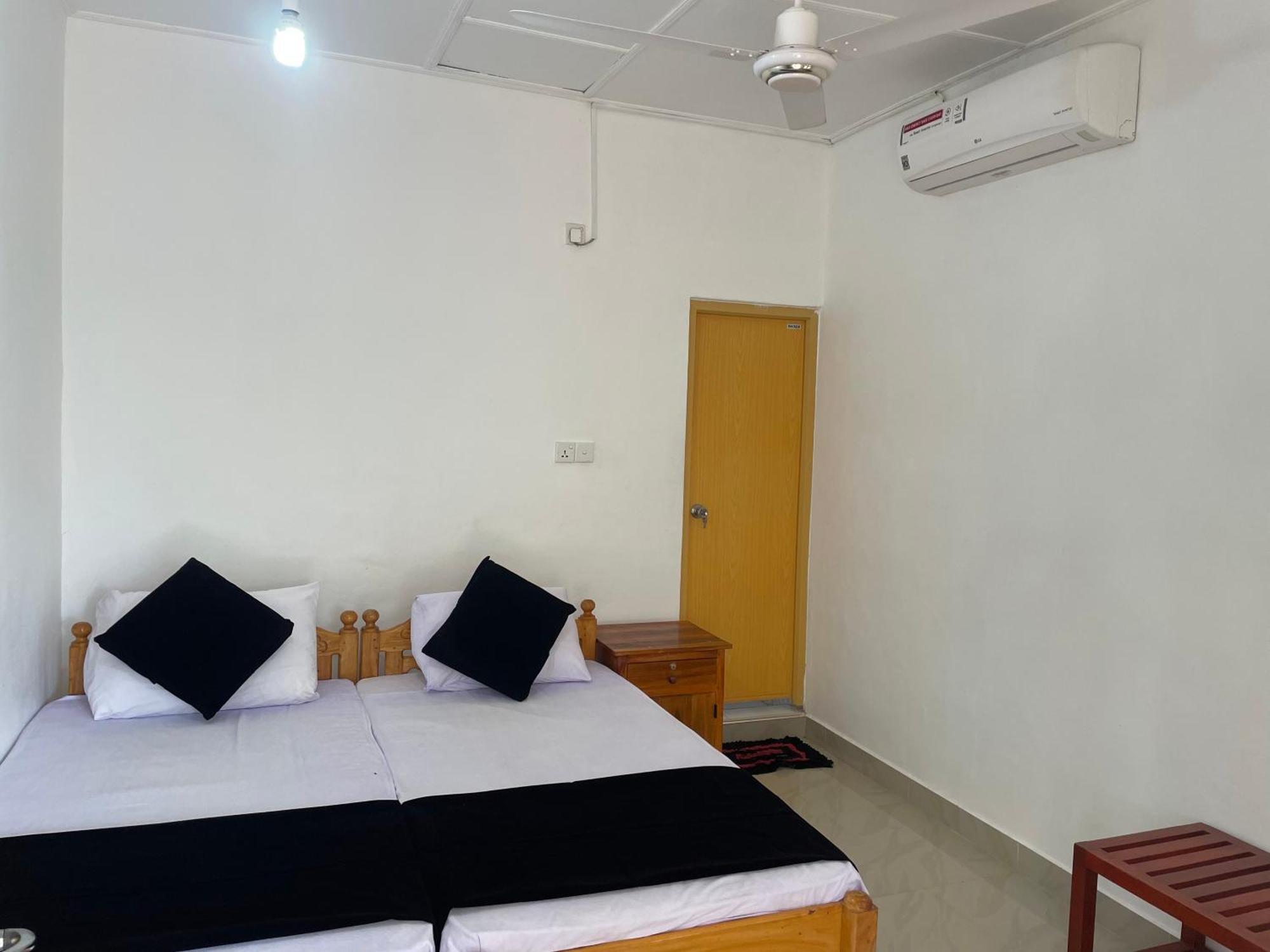 Gopalapuram Guest House Nilaveli Chambre photo